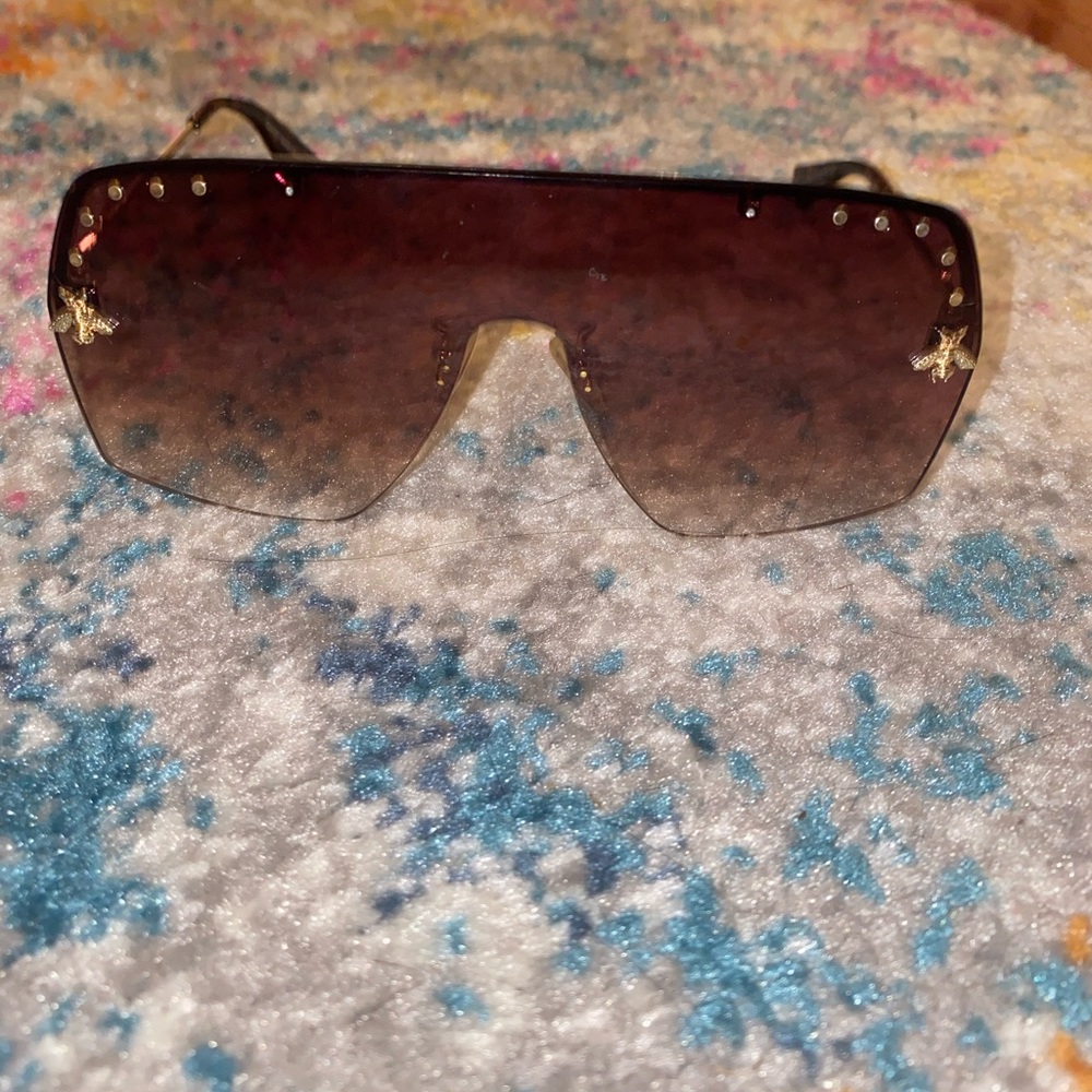 Gucci  glasses